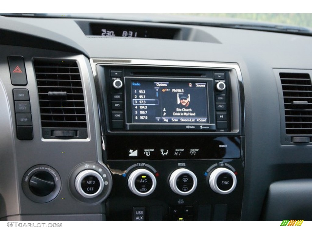 2014 Toyota Sequoia SR5 4x4 Controls Photo #90619178