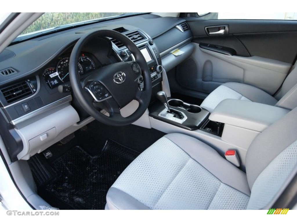 2014 Camry LE - Super White / Ash photo #5