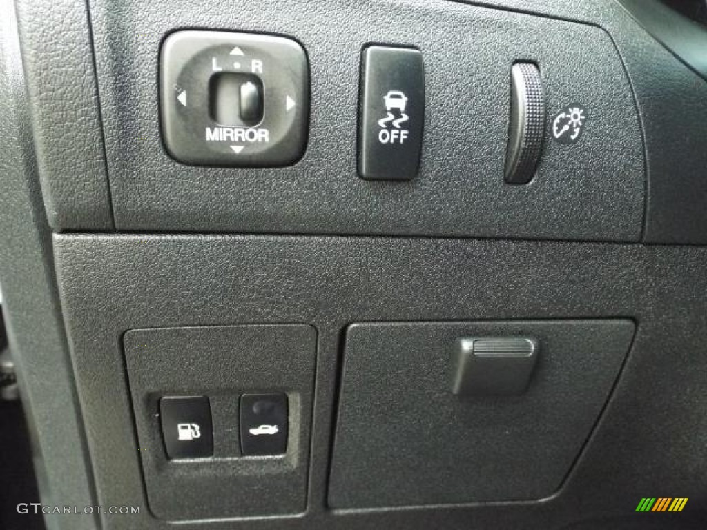 2010 Lexus ES 350 Controls Photo #90623394