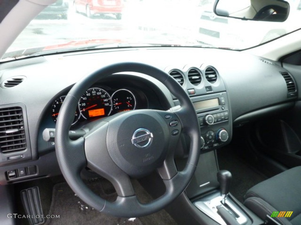 2011 Altima 2.5 S Coupe - Red Alert / Charcoal photo #6