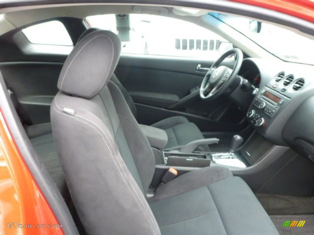 2011 Altima 2.5 S Coupe - Red Alert / Charcoal photo #13