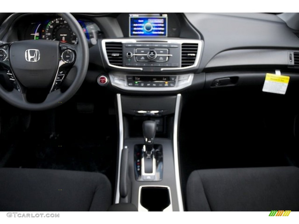 2014 Accord Hybrid Sedan - Crystal Black Pearl / Black photo #18