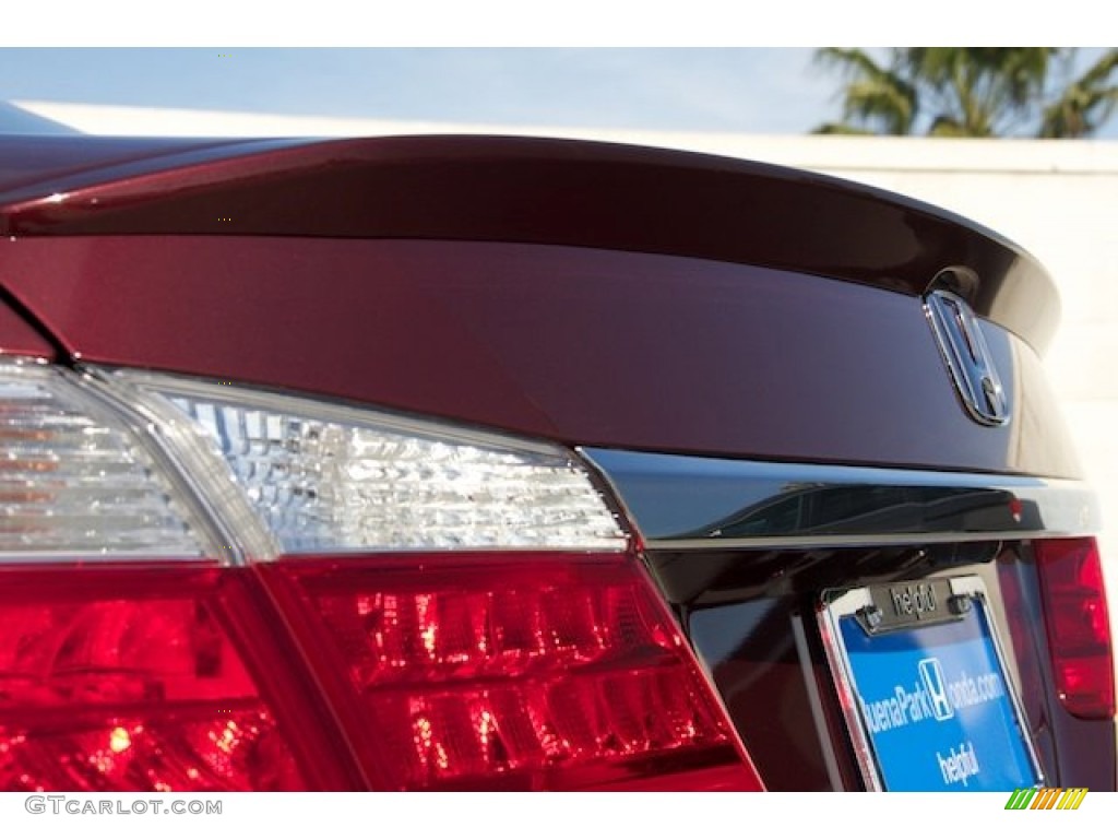 2014 Accord Hybrid Touring Sedan - Basque Red Pearl II / Ivory photo #5