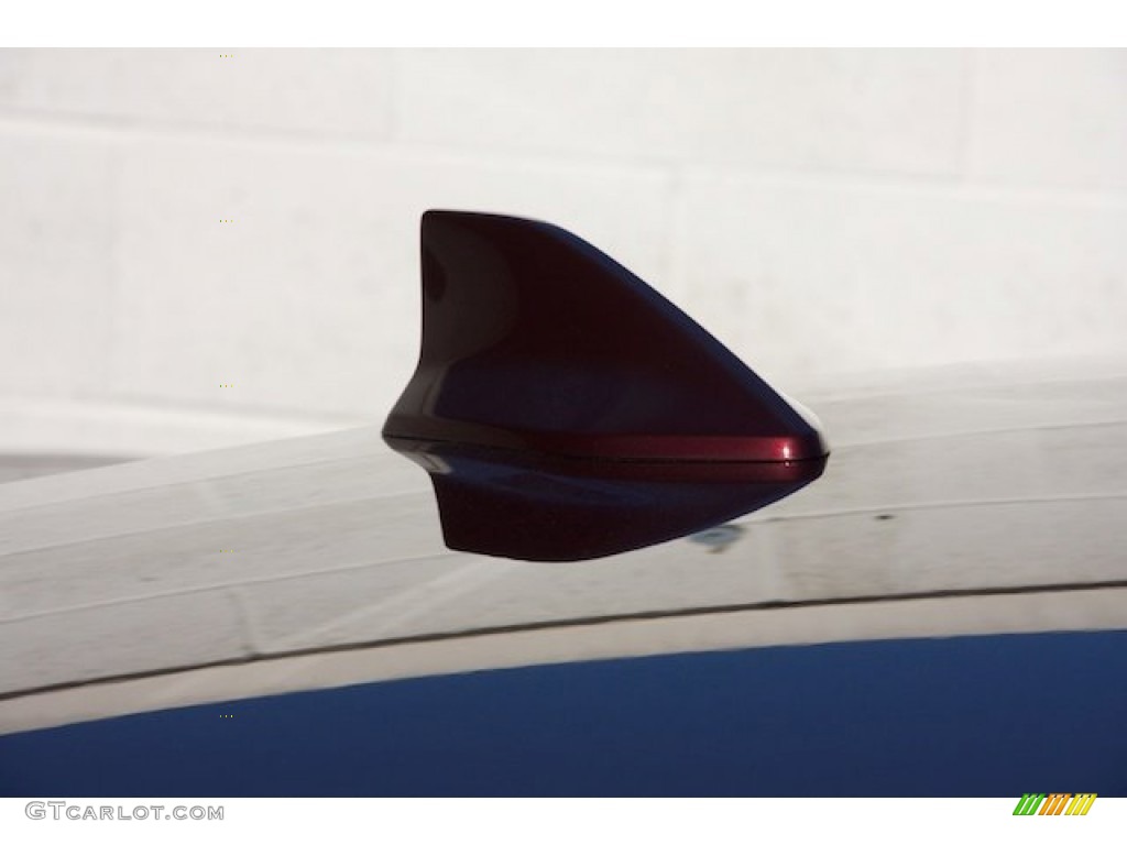 2014 Accord Hybrid Touring Sedan - Basque Red Pearl II / Ivory photo #10