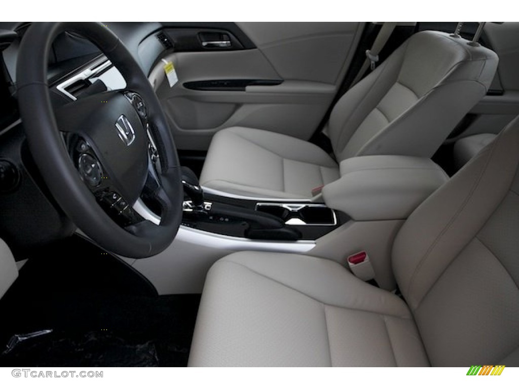 2014 Honda Accord Hybrid Touring Sedan Front Seat Photo #90629361