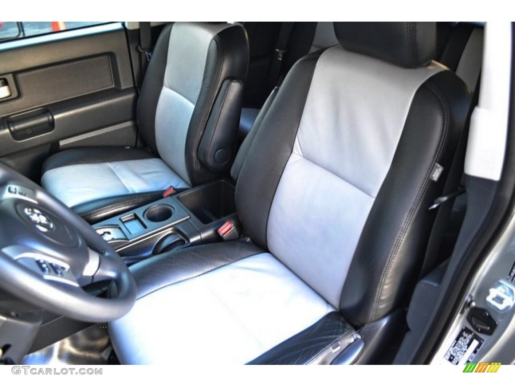 2011 FJ Cruiser TRD - Silver Fresco Metallic / Dark Charcoal photo #11