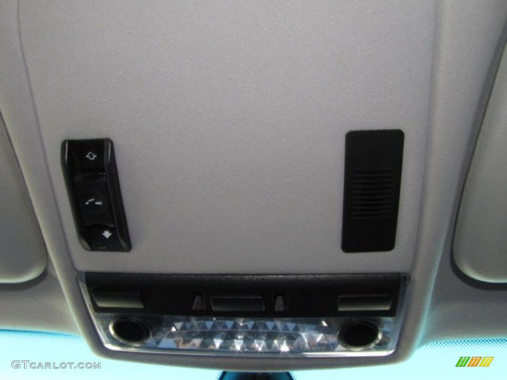 2005 3 Series 325i Coupe - Jet Black / Black photo #32