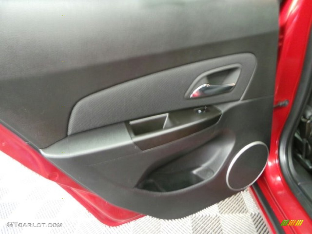 2012 Cruze LT - Crystal Red Metallic / Jet Black photo #15