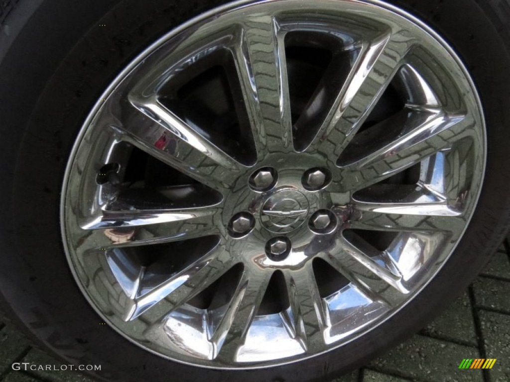 2011 300 C Hemi - Tungsten Metallic / Black photo #9