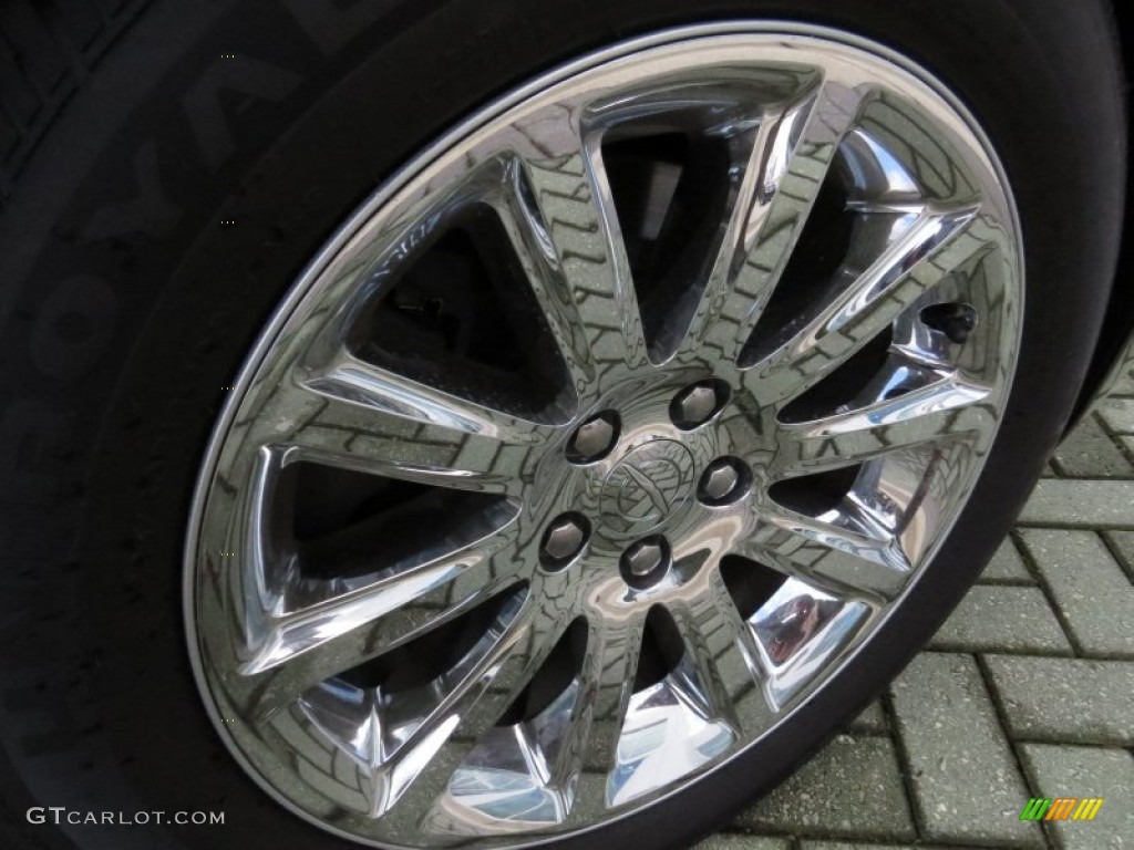 2011 300 C Hemi - Tungsten Metallic / Black photo #23