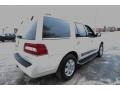 2008 White Suede Metallic Lincoln Navigator Luxury 4x4  photo #10