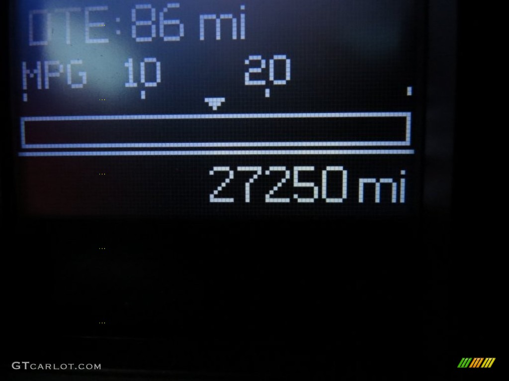 2011 300 C Hemi - Tungsten Metallic / Black photo #32
