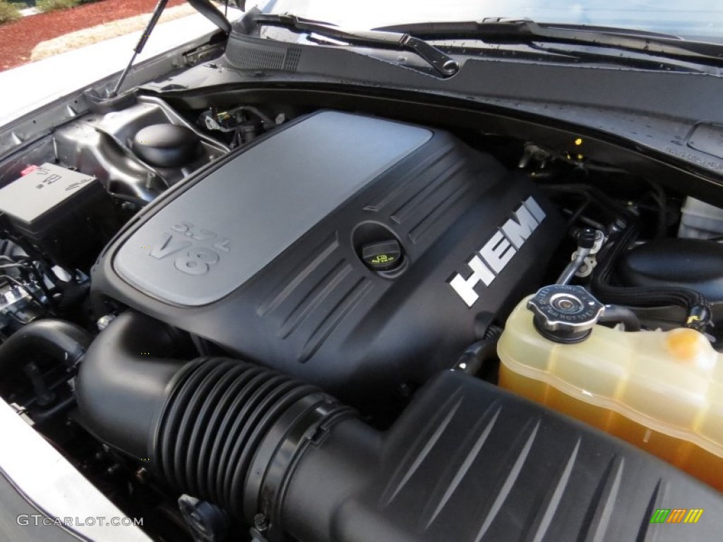2011 300 C Hemi - Tungsten Metallic / Black photo #33