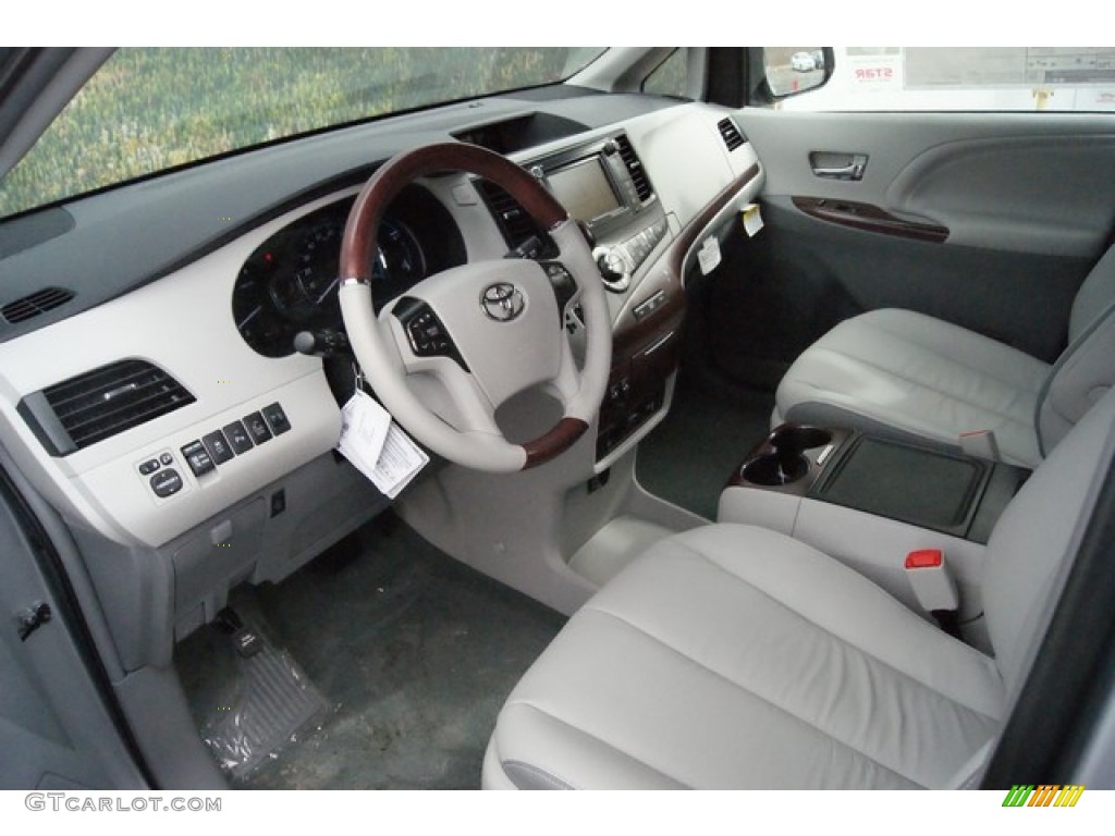 2014 Sienna Limited AWD - Silver Sky Metallic / Light Gray photo #5