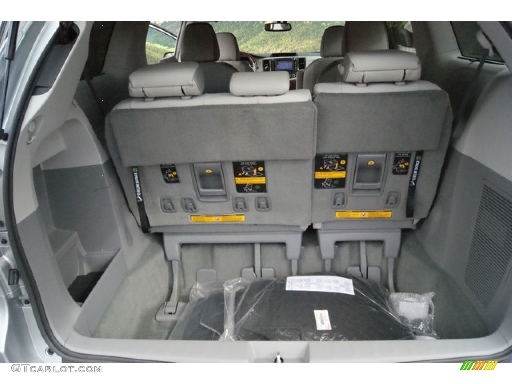 2014 Sienna Limited AWD - Silver Sky Metallic / Light Gray photo #10