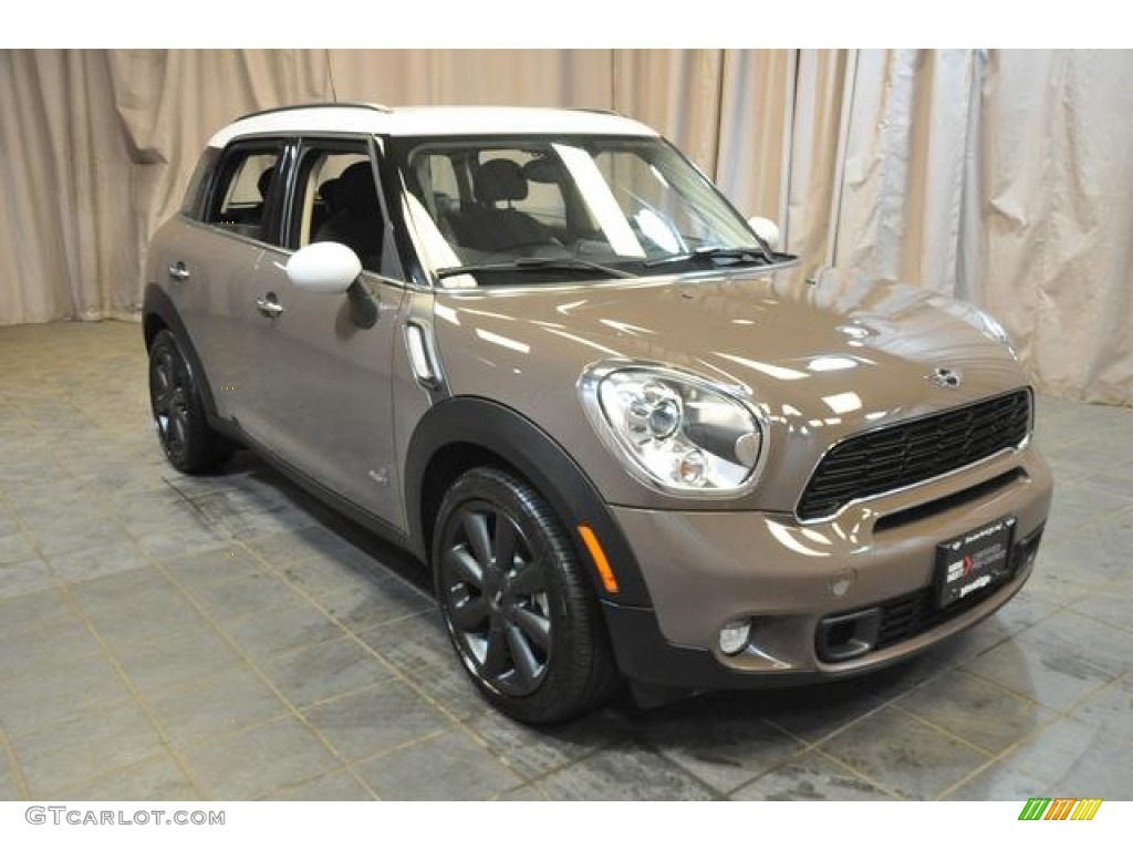 2013 Cooper S Countryman ALL4 AWD - Light Coffee / Leather/Cloth Light Tobacco photo #4