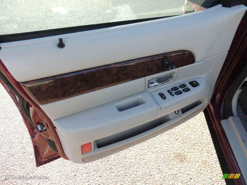 2005 Grand Marquis GS - Dark Toreador Red Metallic / Light Flint photo #5