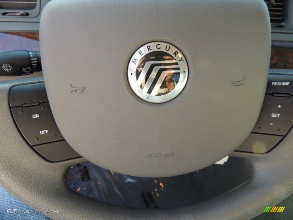 2005 Grand Marquis GS - Dark Toreador Red Metallic / Light Flint photo #20