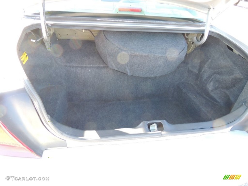 2006 Grand Marquis GS - Silver Birch Metallic / Medium Light Stone photo #15