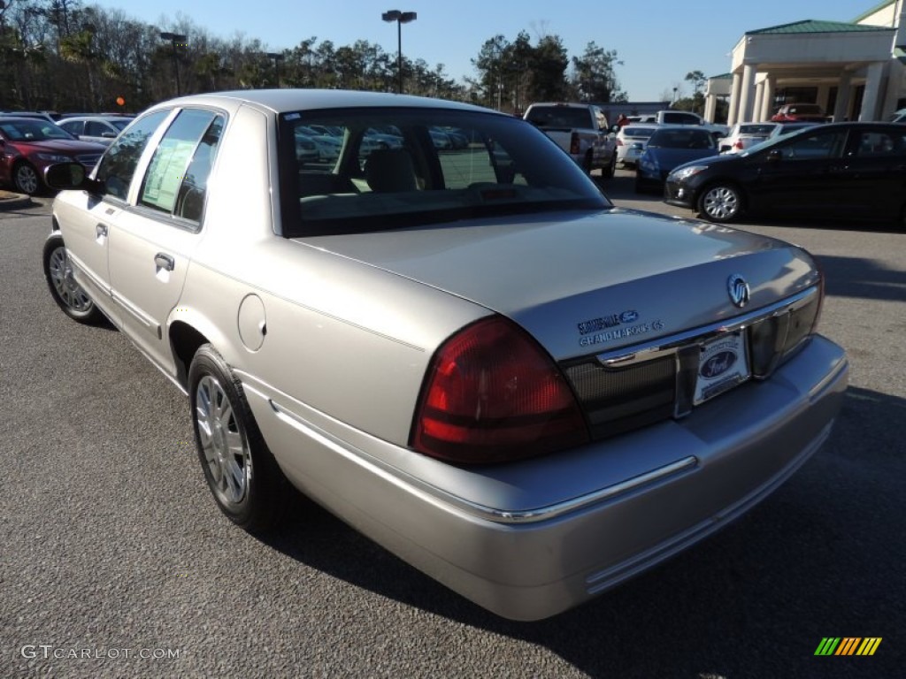 2006 Grand Marquis GS - Silver Birch Metallic / Medium Light Stone photo #16