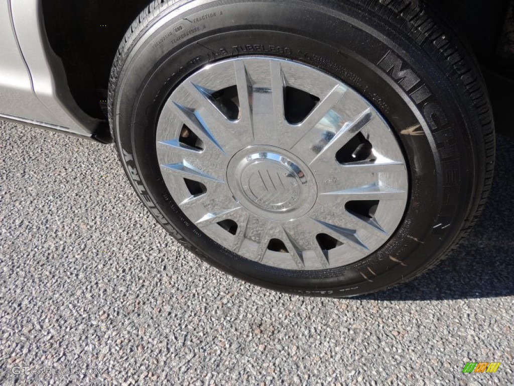 2006 Grand Marquis GS - Silver Birch Metallic / Medium Light Stone photo #17