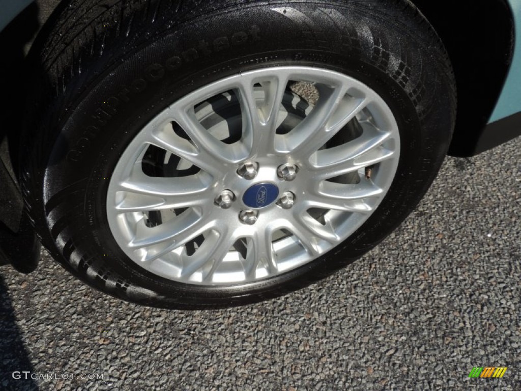 2012 Focus SE Sedan - Frosted Glass Metallic / Stone photo #15