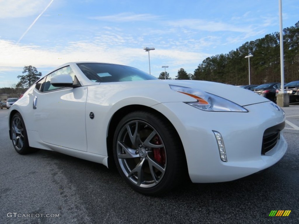 2014 Nissan 370Z Sport Touring Coupe Exterior Photos