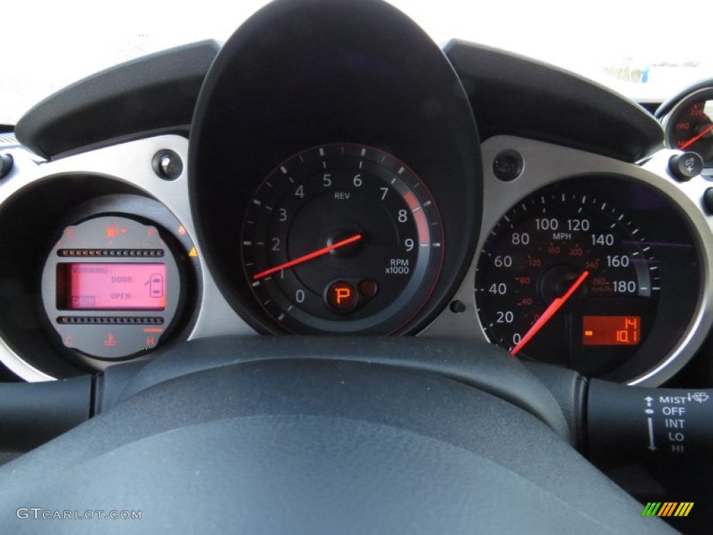 2014 Nissan 370Z Sport Touring Coupe Gauges Photo #90647565