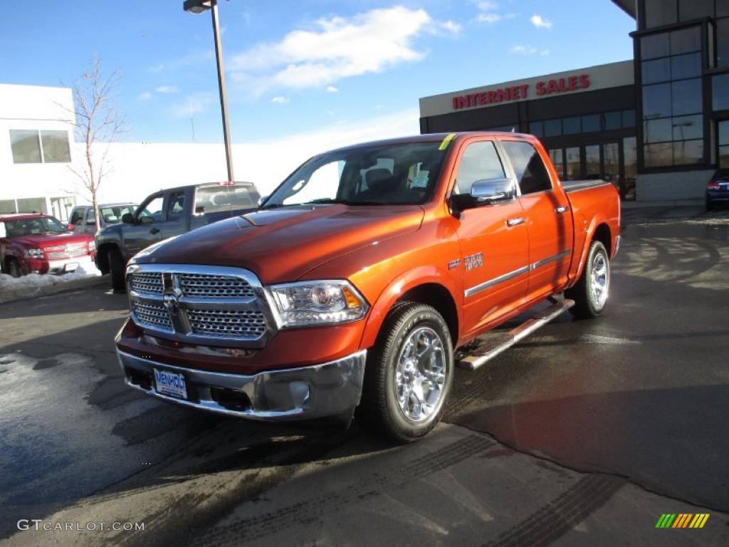 2013 1500 Laramie Crew Cab 4x4 - Copperhead Pearl / Black photo #2