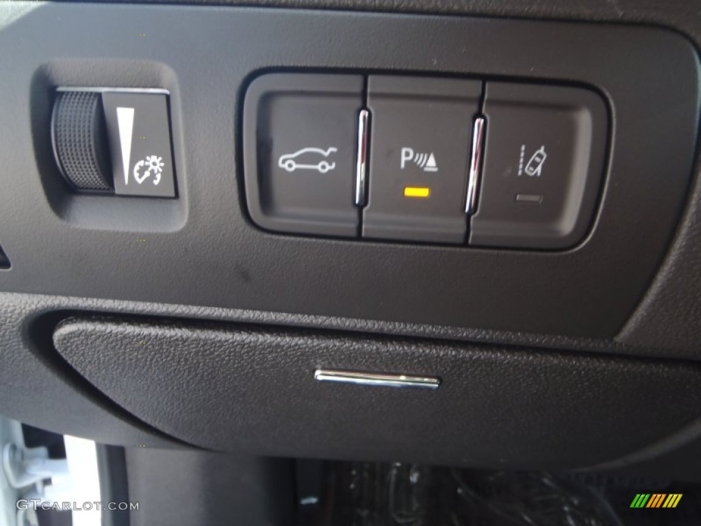 2014 Impala LTZ - White Diamond Tricoat / Jet Black photo #13