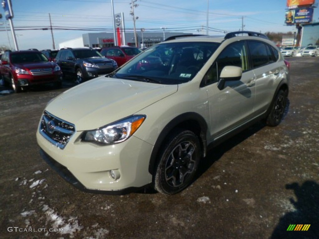 2014 XV Crosstrek 2.0i Premium - Desert Khaki / Black photo #3