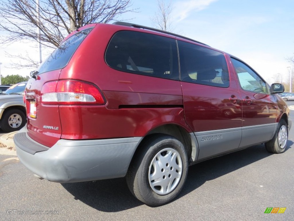 2002 Sienna LE - Vintage Red Pearl / Oak photo #3