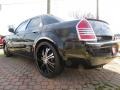 Brilliant Black Crystal Pearl - 300 C HEMI Photo No. 2