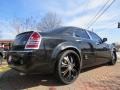 Brilliant Black Crystal Pearl - 300 C HEMI Photo No. 3