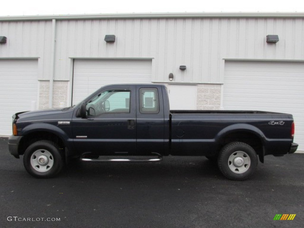 2005 F250 Super Duty XL SuperCab 4x4 - True Blue Metallic / Medium Flint photo #3
