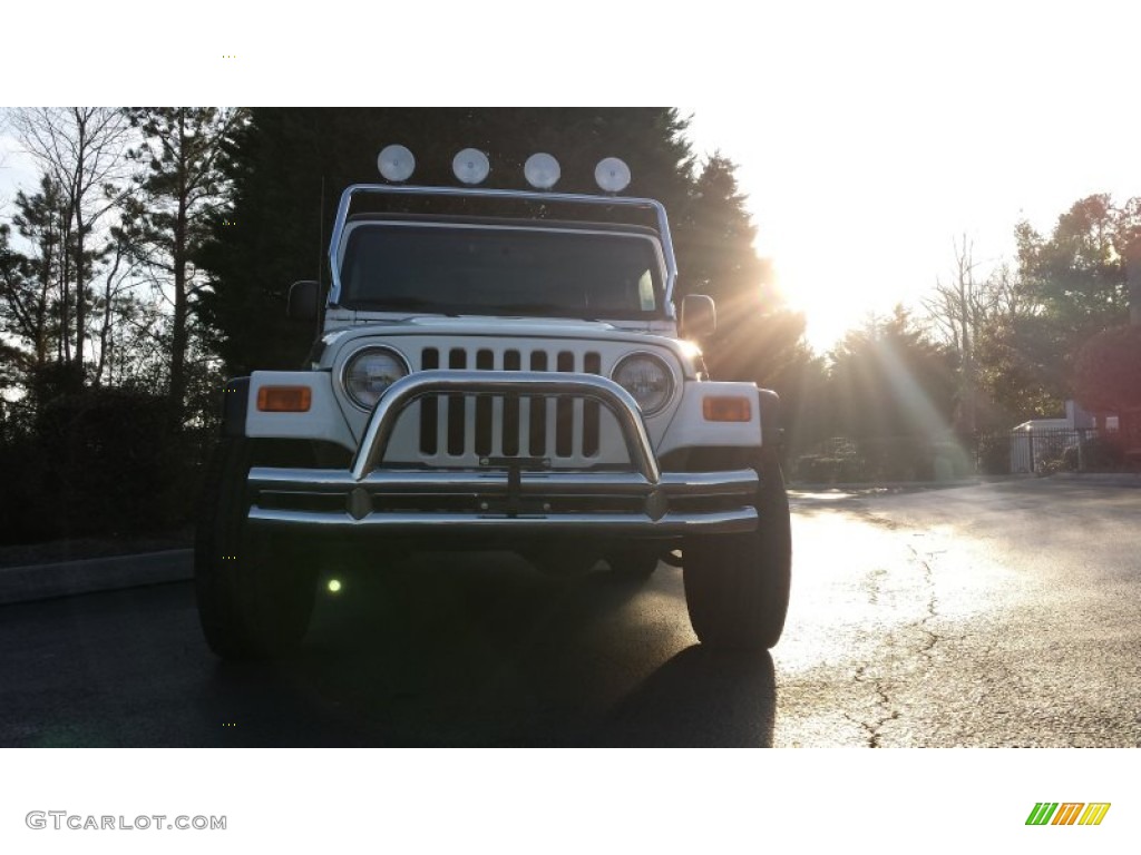 2004 Wrangler SE 4x4 - Stone White / Dark Slate Gray photo #17