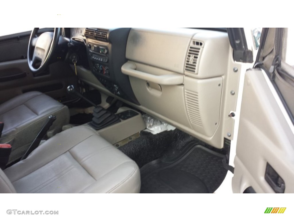 2004 Wrangler SE 4x4 - Stone White / Dark Slate Gray photo #27