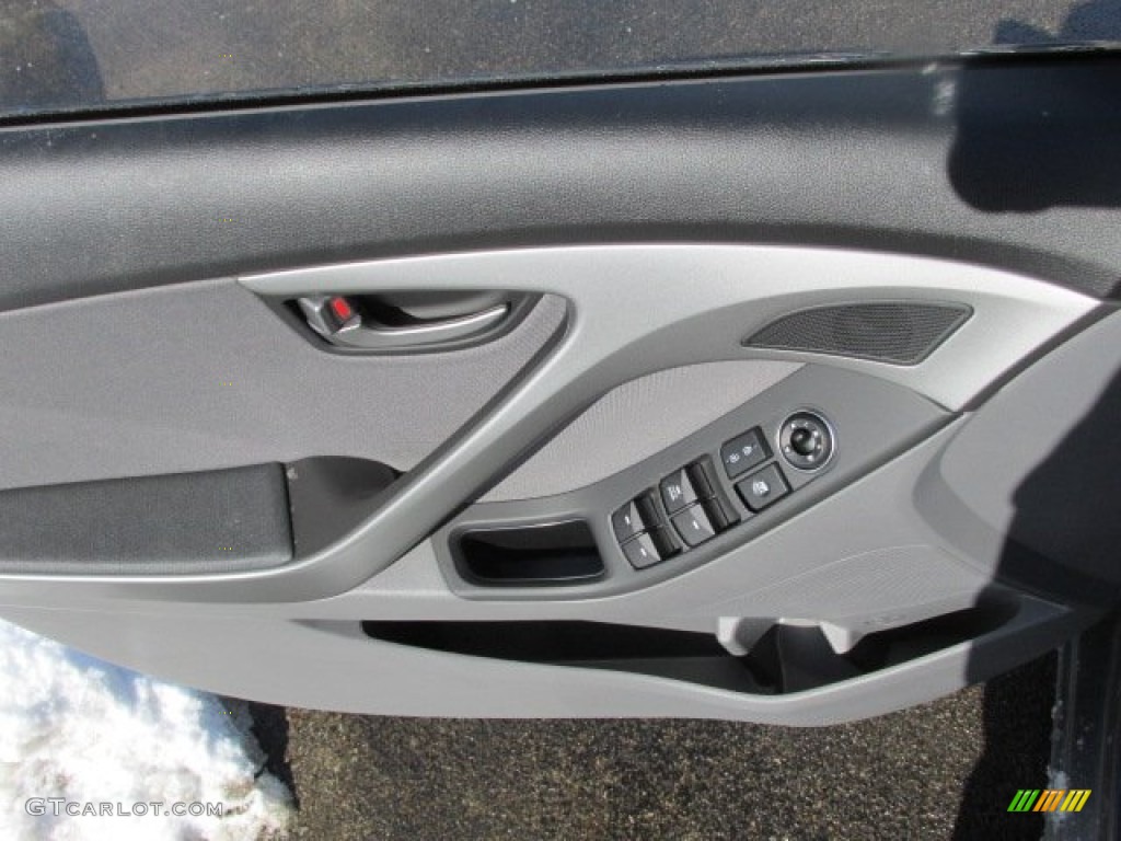 2014 Elantra SE Sedan - Gray / Gray photo #7