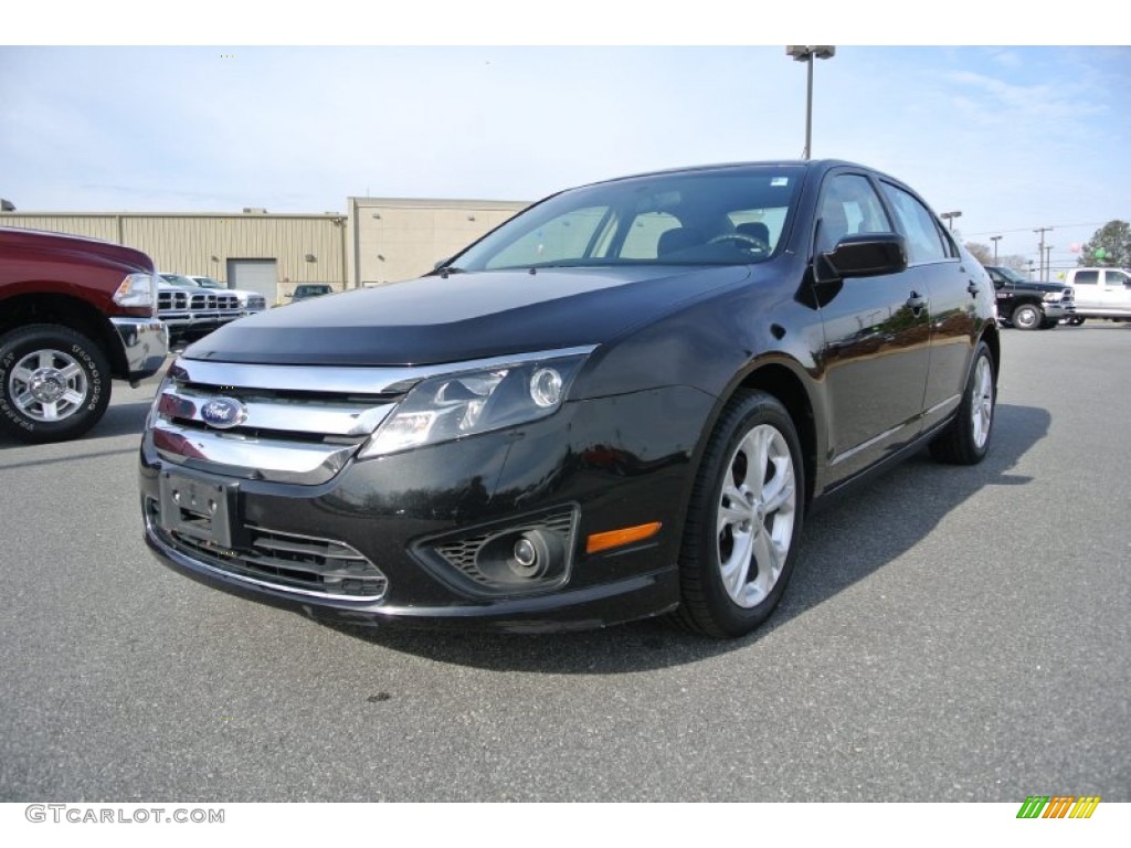 2012 Fusion SE - Tuxedo Black Metallic / Charcoal Black photo #1