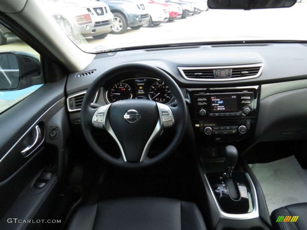 2014 Nissan Rogue SV Charcoal Dashboard Photo #90661606