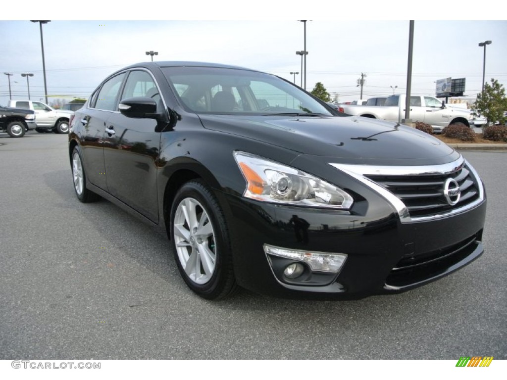2013 Altima 2.5 SV - Super Black / Charcoal photo #2
