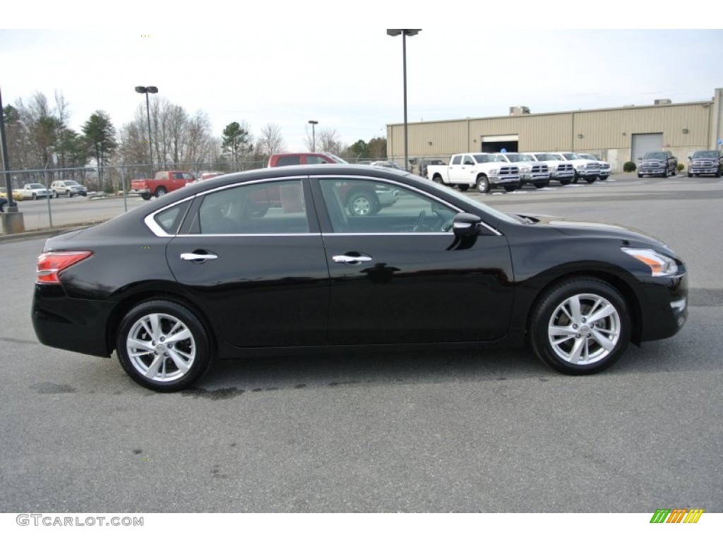 2013 Altima 2.5 SV - Super Black / Charcoal photo #6