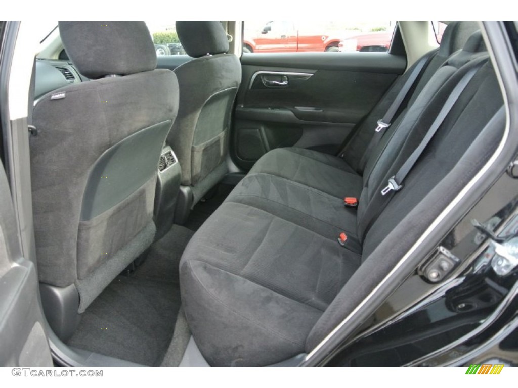 2013 Altima 2.5 SV - Super Black / Charcoal photo #17