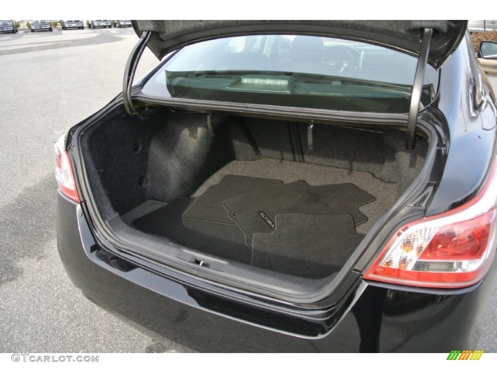 2013 Altima 2.5 SV - Super Black / Charcoal photo #19