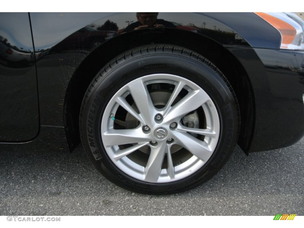 2013 Altima 2.5 SV - Super Black / Charcoal photo #23