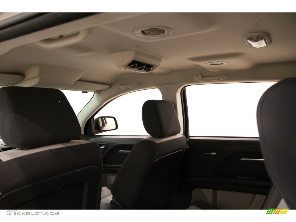 2009 Journey SXT - Light Sandstone Metallic / Dark Slate Gray/Light Graystone photo #14