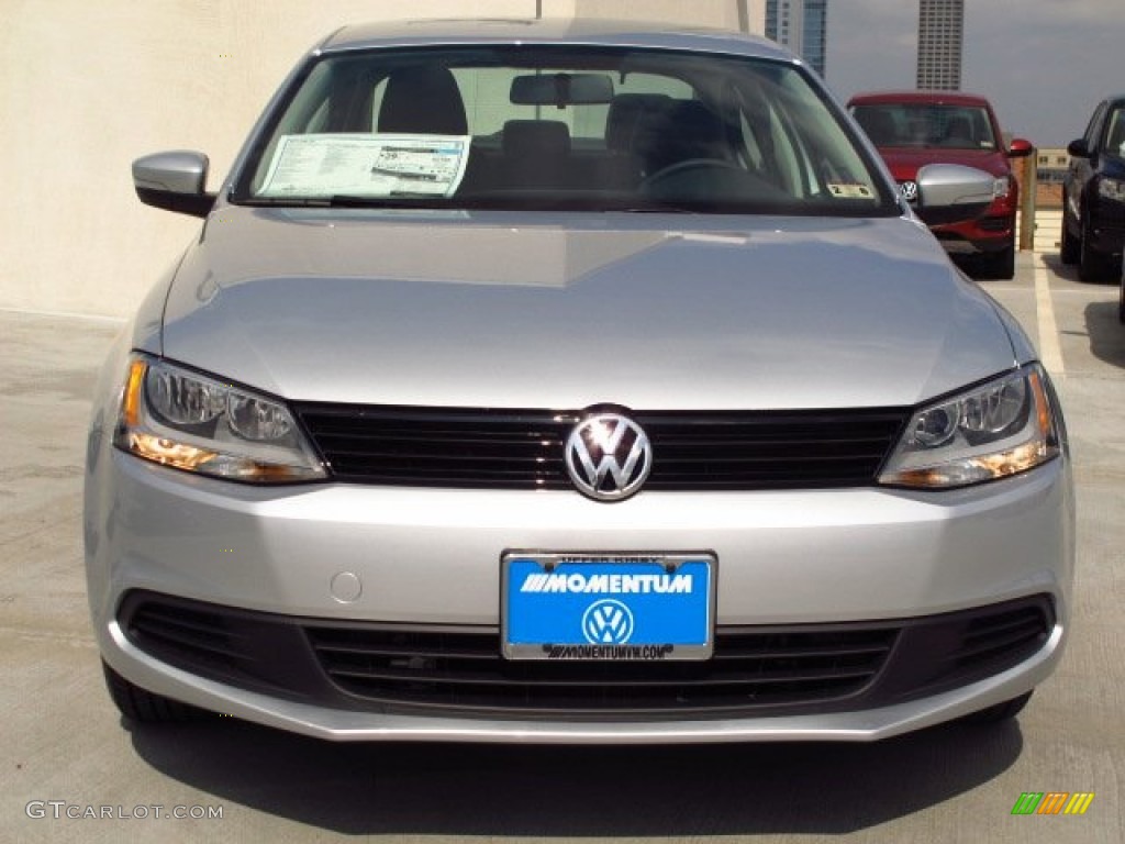 2014 Jetta SE Sedan - Reflex Silver Metallic / Titan Black photo #2