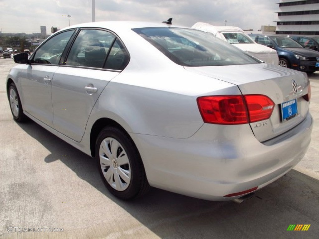 2014 Jetta SE Sedan - Reflex Silver Metallic / Titan Black photo #4