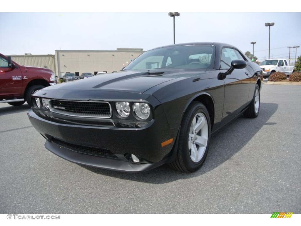 2014 Challenger SXT Plus - Black / Dark Slate Gray photo #1