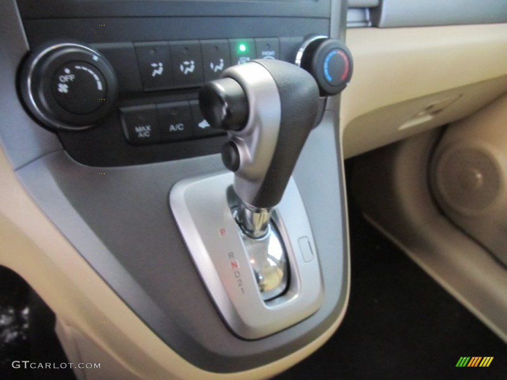 2011 CR-V LX 4WD - Opal Sage Metallic / Ivory photo #12